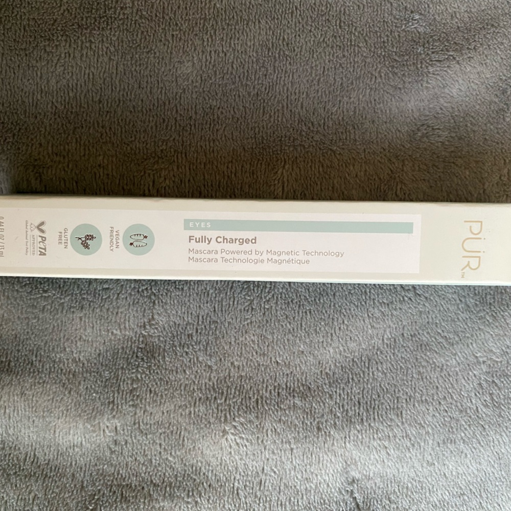 pur fully charged mascara